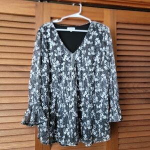 Floral Black and Silver Women's Top